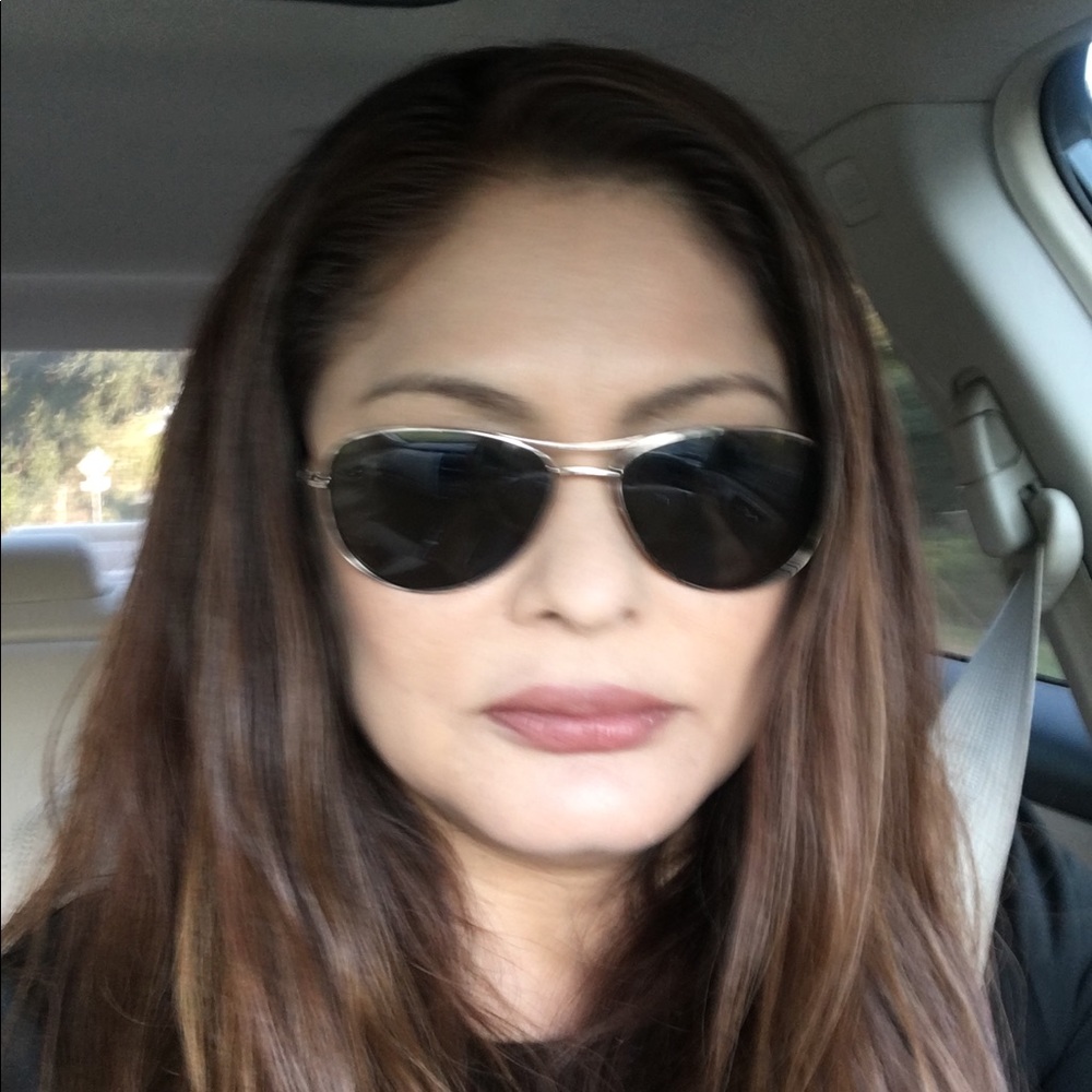 Meet your Posher, Nancy